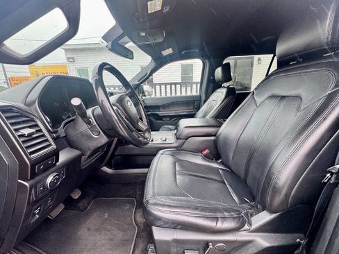 Used 2018 Ford Expedition Max Limited AWD/4WD image 10
