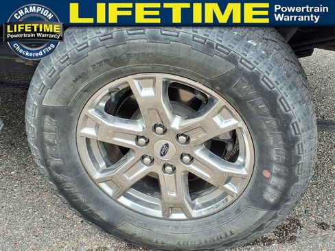 Used 2022 Ford F150 Lariat w/ Equipment Group 502A High AWD/4WD image 9