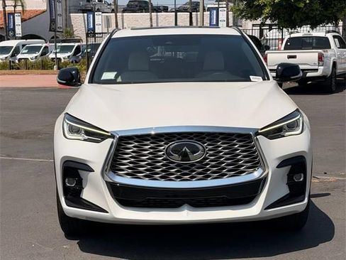 Used 2025 INFINITI QX55 Luxe w/ Cargo Package AWD/4WD image 2
