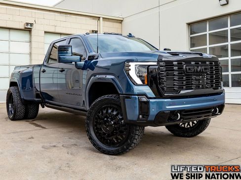 Used 2026 GMC Sierra 3500 Denali Ultimate image 1