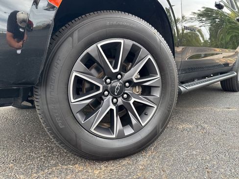 Used 2021 Chevrolet Tahoe Z71 image 2