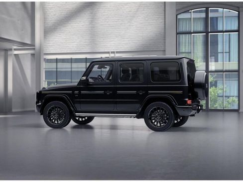 Certified 2021 Mercedes-Benz G 550 w/ AMG Line image 31