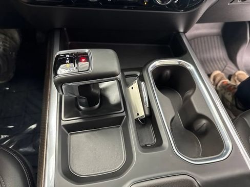 Used 2025 Chevrolet Silverado 1500 RST AWD/4WD image 44