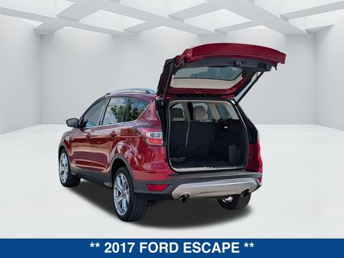 Used 2017 Ford Escape Titanium FWD image 14