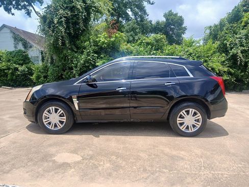 Used 2010 Cadillac SRX Luxury FWD image 4