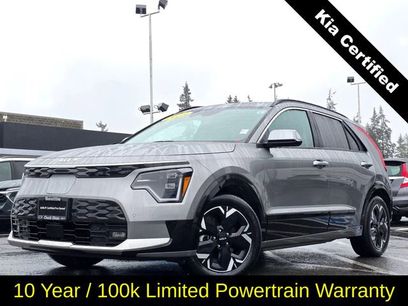 Certified 2023 Kia Niro Wave w/ Wave Preserve Package