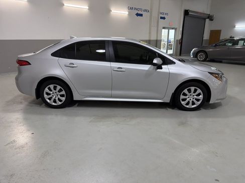 Used 2026 Toyota Corolla LE FWD image 10