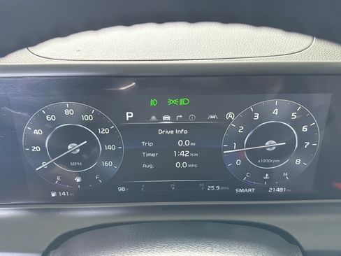 Used 2024 Kia Seltos EX FWD image 24