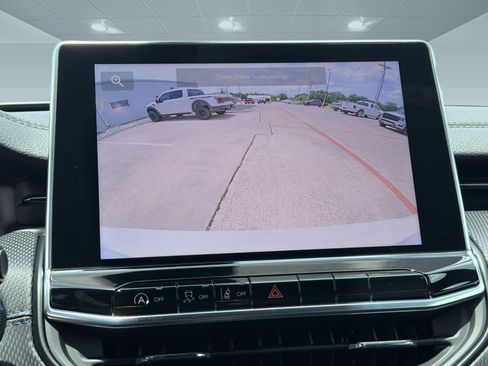 New 2026 Jeep Compass Latitude AWD/4WD image 19