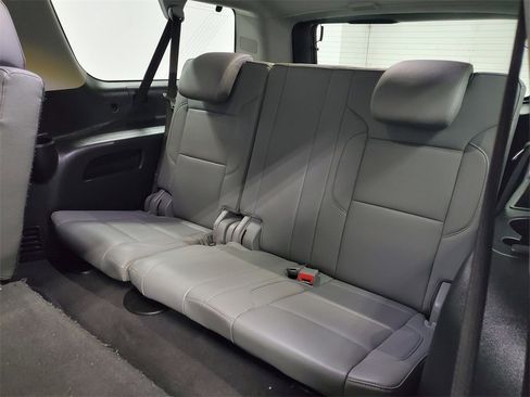 Used 2019 Chevrolet Suburban LT w/ Max Trailering Package image 31