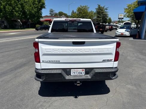 Used 2024 Chevrolet Silverado 1500 ZR2 w/ Technology Package AWD/4WD image 7