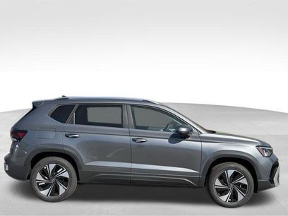 New 2026 Volkswagen Taos SE