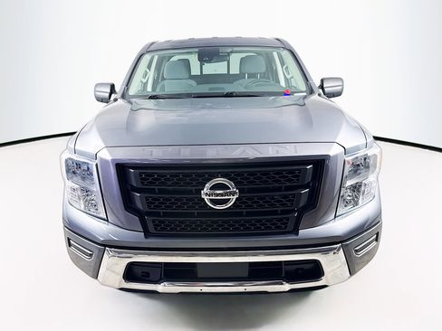 Used 2022 Nissan Titan SV w/ Accessory Utility Package image 3