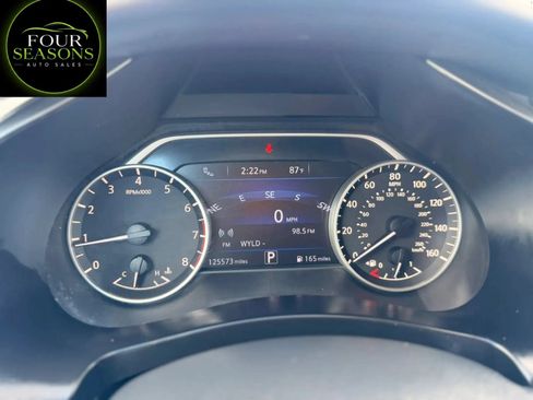 Used 2017 Nissan Murano SL w/ Cargo Package FWD image 10