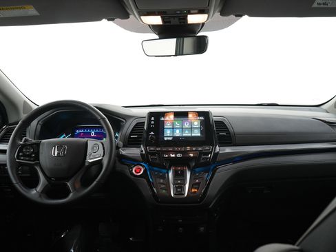 Used 2024 Honda Odyssey Elite image 14