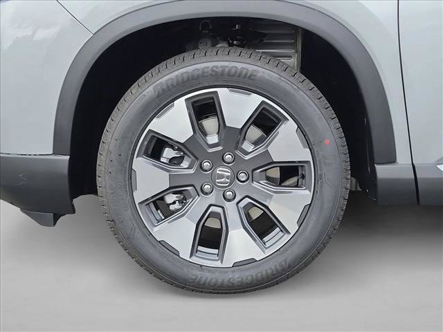New 2026 Honda Pilot Touring image 10