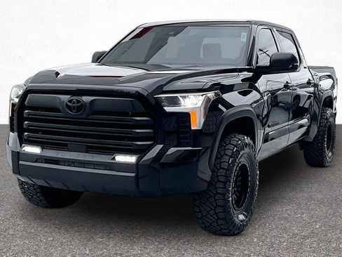 Used 2025 Toyota Tundra SR5 image 4