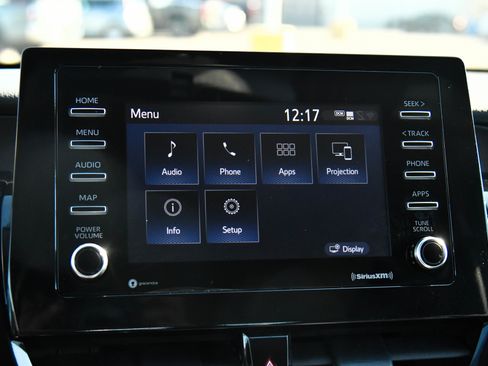 Used 2024 Toyota Camry SE image 21