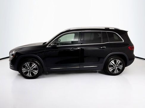 Certified 2025 Mercedes-Benz GLB 250 4MATIC image 8