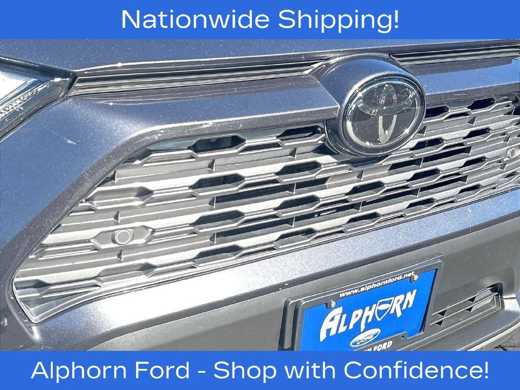 Used 2025 Toyota RAV4 Limited w/ Weather Package AWD/4WD image 33