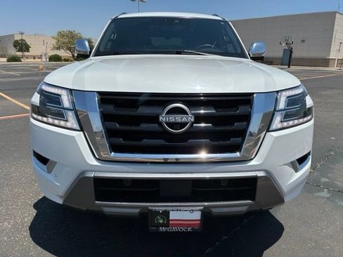 Certified 2022 Nissan Armada Platinum w/ Captain's Chairs Package RWD image 3