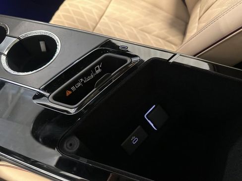 New 2024 Cadillac Lyriq Sport w/ Nappa Leather Package image 43