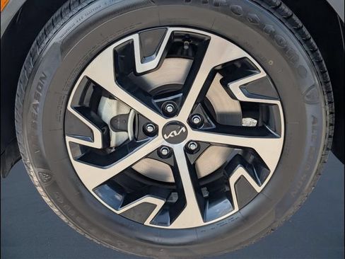 Certified 2024 Kia Sportage EX FWD image 20