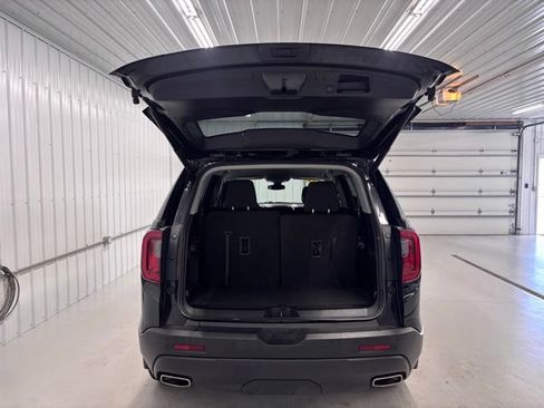 Used 2023 GMC Acadia SLE w/ Infotainment Package AWD/4WD image 5