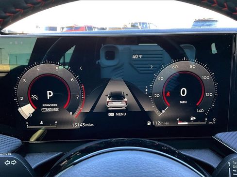 Used 2025 Nissan Kicks SR image 12