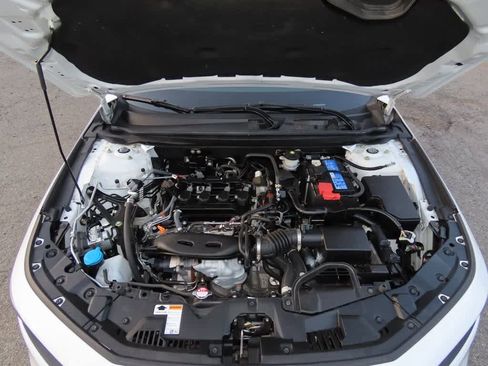 Certified 2023 Honda Accord LX image 9