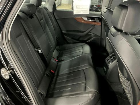Used 2023 Audi A4 2.0T Premium w/ Convenience Package image 29