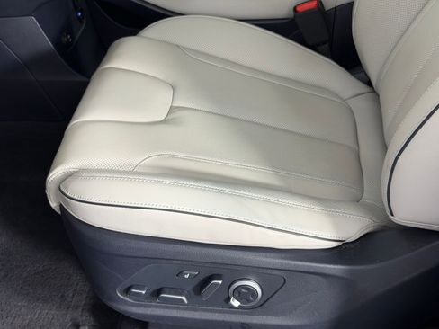 Used 2025 Hyundai Palisade Calligraphy image 13