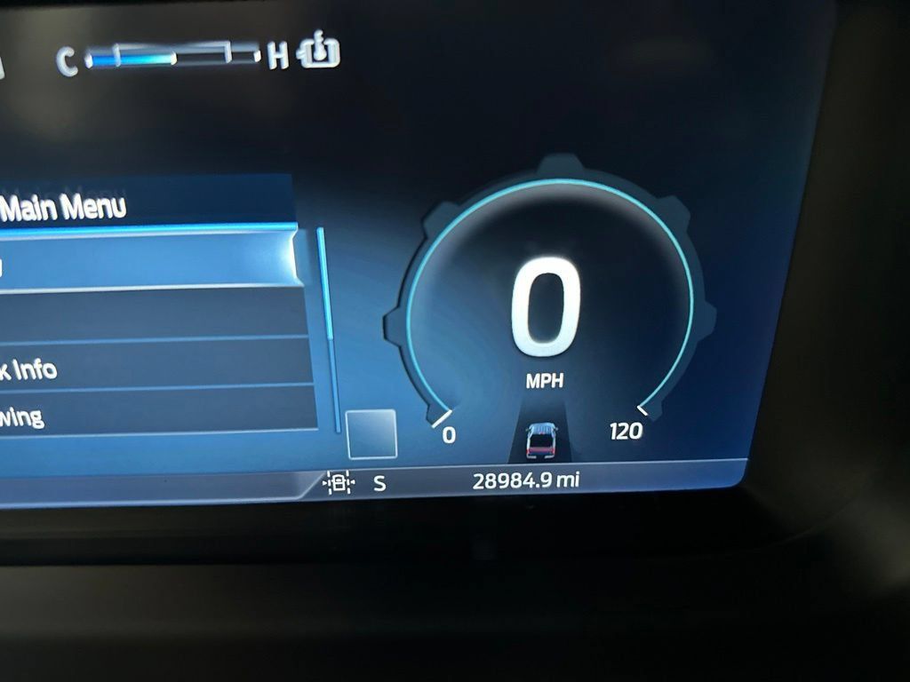 Used 2024 Ford F150 Lightning Platinum AWD/4WD image 28