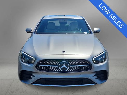 Used 2022 Mercedes-Benz E 350 Sedan image 3