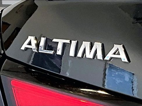 Used 2022 Nissan Altima 2.5 SR image 8