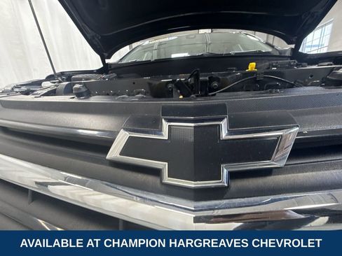 Used 2020 Chevrolet Equinox LT w/ Driver Convenience Package image 39