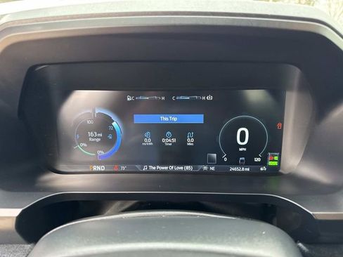 Used 2024 Ford F150 Lightning Lariat image 26