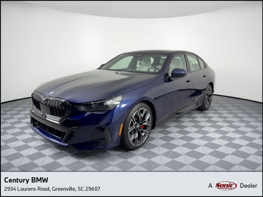 Certified 2026 BMW 550e xDrive AWD/4WD image 1