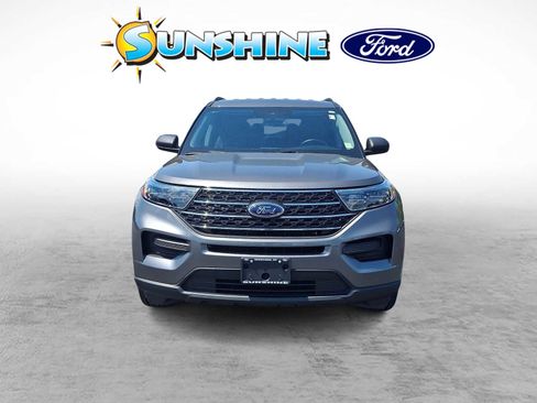 Certified 2023 Ford Explorer XLT AWD/4WD image 2