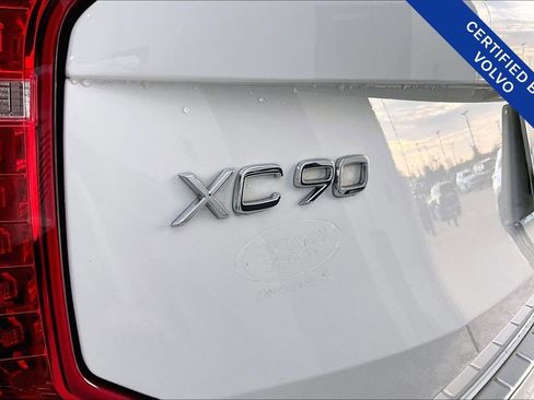 Used 2023 Volvo XC90 B6 Ultimate w/ Protection Package Premier image 42