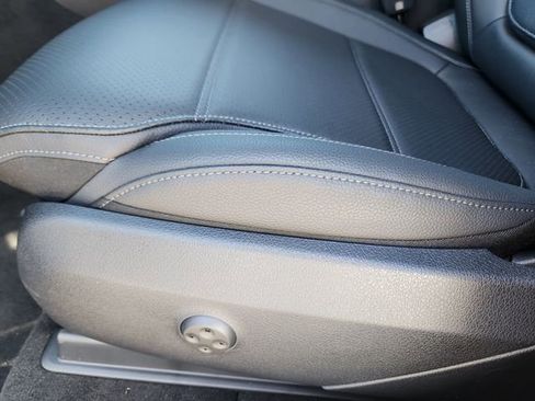 New 2026 Mercedes-Benz GLC 300 4MATIC image 9