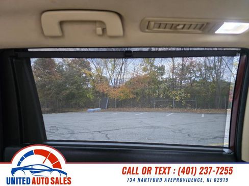 Used 2017 Toyota Highlander XLE image 16