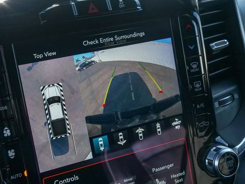 Used 2020 RAM 2500 Laramie w/ Night Edition image 23