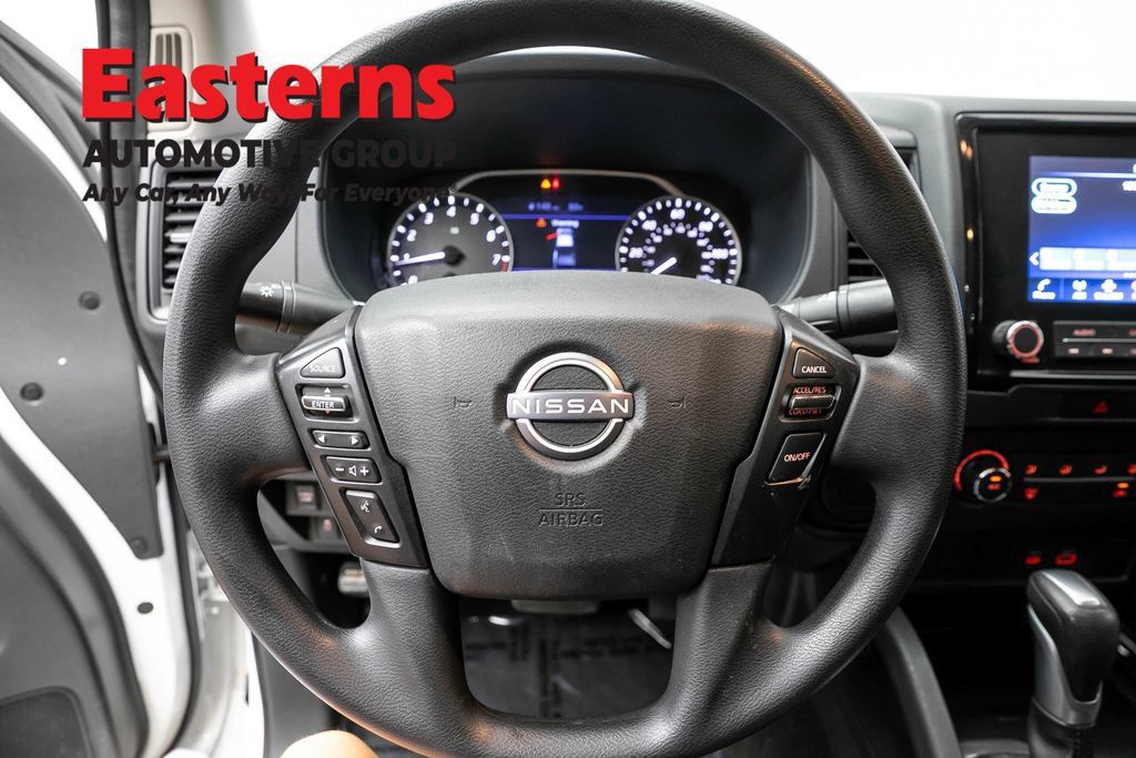 Used 2022 Nissan Frontier S RWD image 10