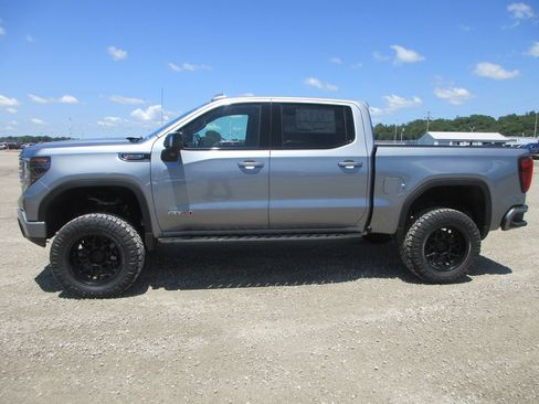New 2026 GMC Sierra 1500 AT4 w/ AT4 Premium Package AWD/4WD image 11