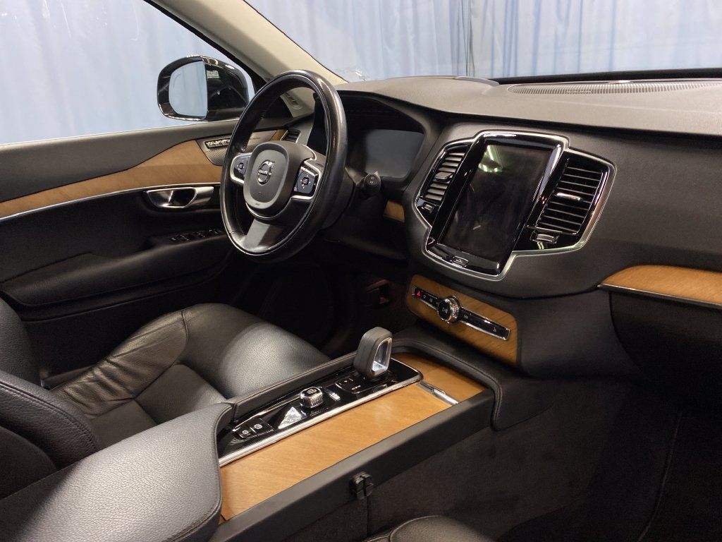 Used 2022 Volvo XC90 T8 Inscription Expression w/ Advanced Package AWD/4WD image 43