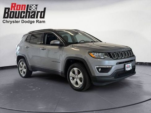 Certified 2019 Jeep Compass Latitude w/ Popular Equipment Group AWD/4WD image 1