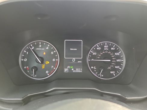 Used 2022 Subaru Outback Limited image 24