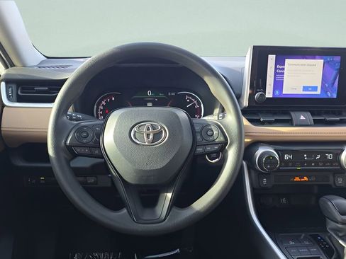 Used 2024 Toyota RAV4 XLE w/ Convenience Package FWD image 12