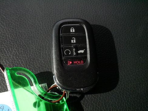 Used 2024 Honda Pilot EX-L image 33